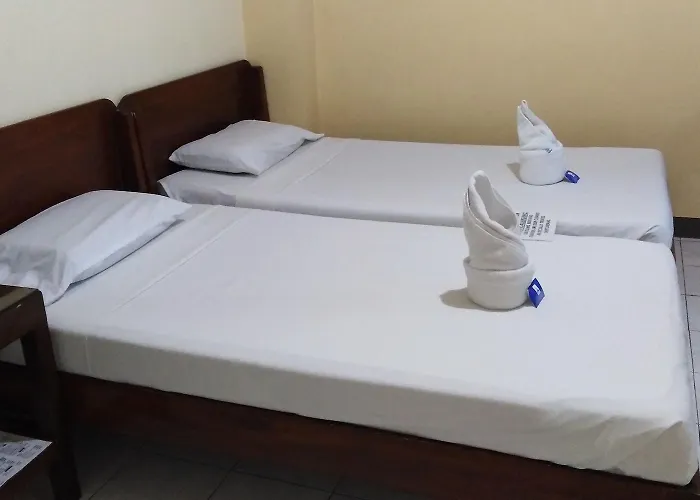 Fuente House Hotel 2*