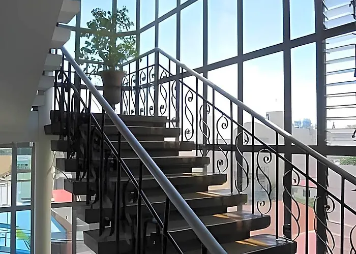 Fuente House 2* セブ市