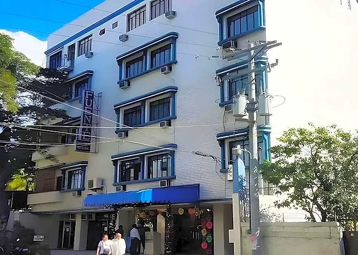 Fuente House 2* セブ市